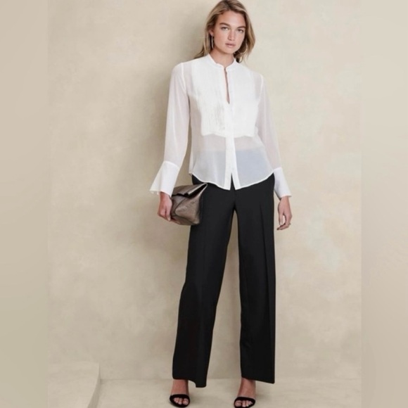 Banana Republic Pants - Banana Republic Black Straight Leg Pants